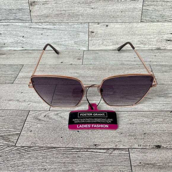 Foster GRANT CATEYE ROSE GOLD SUNGLASSES - Picture 3 of 5
